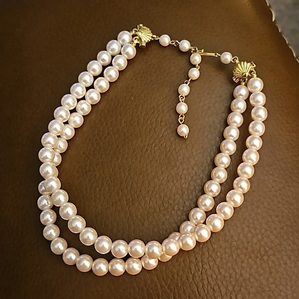VTG RICHELIEU Light Pink Faux Pearl Double Strand Audrey Hepburn Choker Necklace